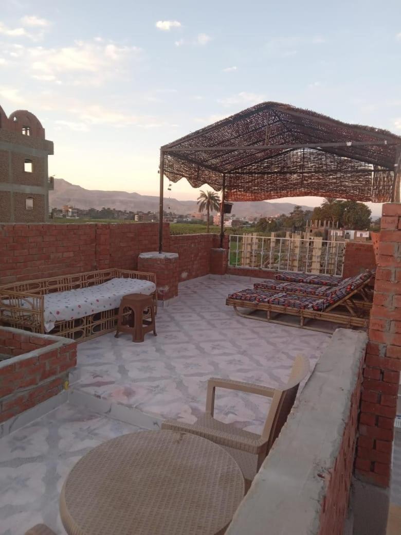 Adam Apartments Luxor Esterno foto